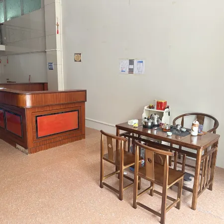 Yuhai Zhiyue Homestay (Hailing Island Dajiao Bay Scenic Area)