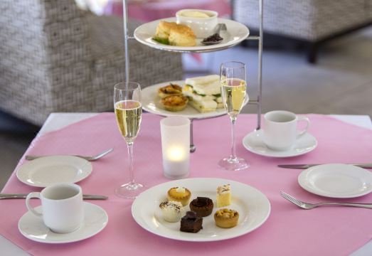 오크스 리조트 조식 공간