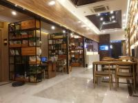 如家驿居酒店(上海世博云台路地铁站店) - 商业中心