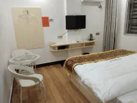 Longnan Xujia Business Hotel