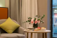 Love City BOYA Hotel - Airport Shuttle