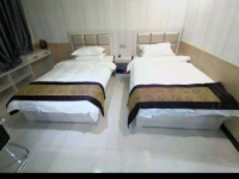 林州天河渠畔度假村