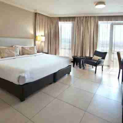 Blue Waters Hotel Rooms