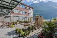 Nujiang Memory Riverview Hotel Hotels in Lushui