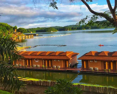 Raya Buri Resort Kanchanaburi Hotels in Si Sawat