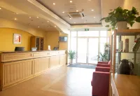 Home Hotel (Ninghai China Mold City Xingning Middle Road)