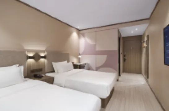 HanTing Hotel (Zhenjiang Yatai Plaza)