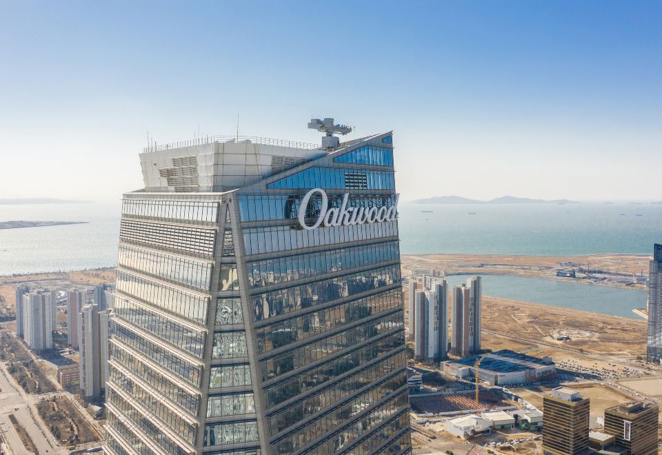 1. 오크우드 프리미..