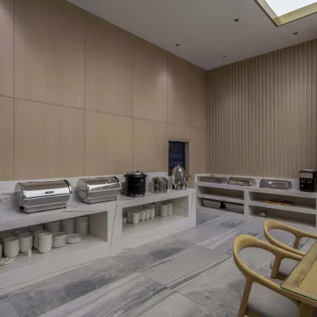 Heqing Ruyi Hotel