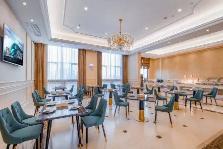 Vienna Hotels（Kunming Yiliang Xingyue Building）