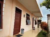 Villa Keluarga BRE Batunanggar Hotels in Karo