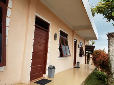 Villa Keluarga BRE Batunanggar