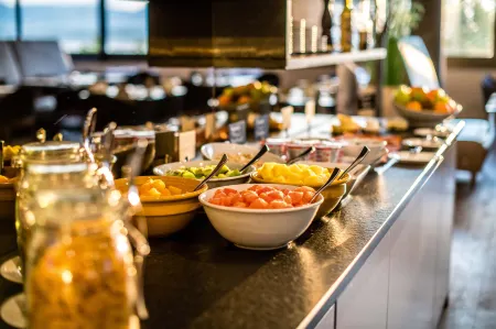 Lake Geneva Hotel Отели в г. Шаван-де-Божи