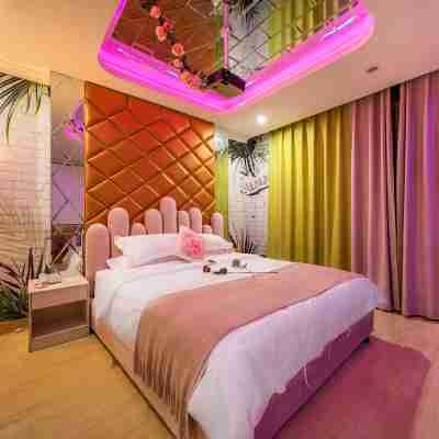 Momo Themed Homestay (Dashatian Subway Station Construction Road Subway Station) Rooms