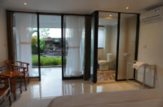 Umah Dayuh Uluwatu Hotel berhampiran Villa Gapura Vista