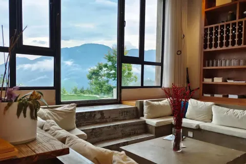 Yi Shuang Ren Hostel