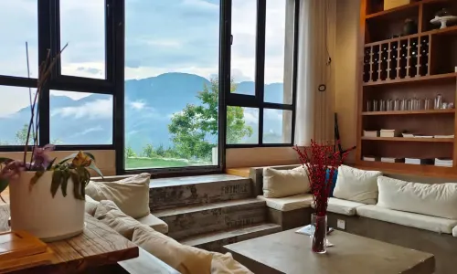 Yi Shuang Ren Hostel