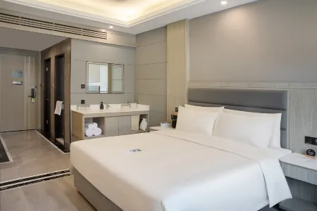Atour Hotel, Unity Square, Hotan