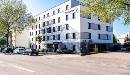Premier Inn Heidelberg City Bahnstadt Hotel