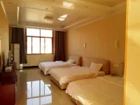 7-star Business Hotel