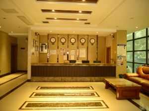 Loujin Hotel (Fuquan Machangping Branch)