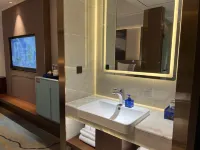 Yeste International Hotel (Guigang City Government Wanda Store) - balcony