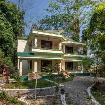 The Riverwood Forest Retreat Dooars - Fully Vaccinated Staff Hotel Exterior