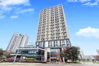 Kuanrong Suites Hotel (Liangjiang love sea shopping park) Hotels in Chongqing