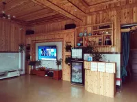 Tonglu Lakeside Mountain Lodge - 인 (Inns)