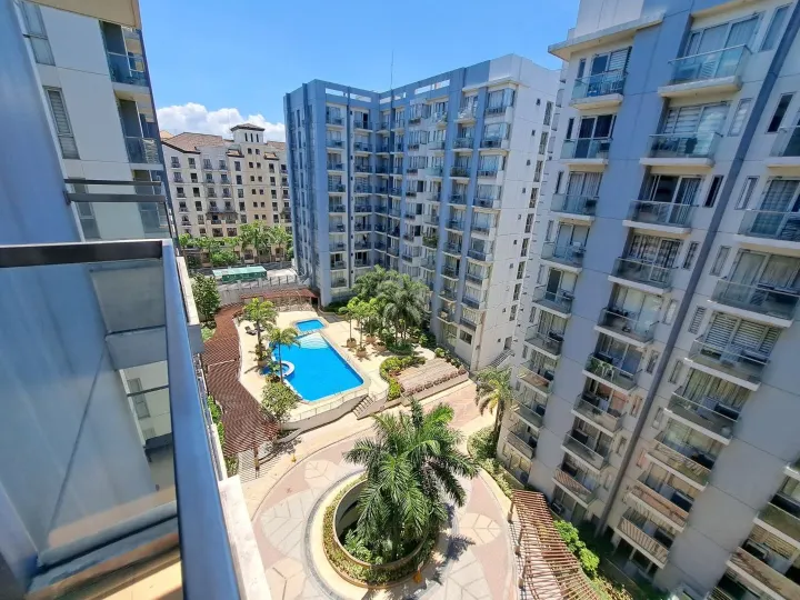 Palm Tree Villas condo  by Anne