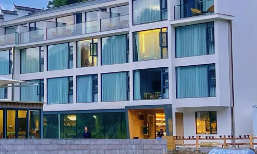 Jiande YinHu Homestay