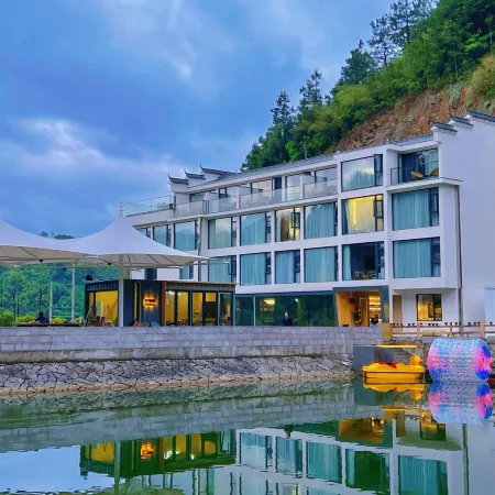 Jiande YinHu Homestay