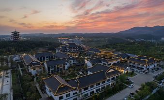 Jingmen Jiupai Tongyuan Hotel (Yuanboyuan Government Affairs Center)