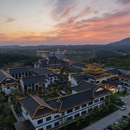 Jingmen Jiupai Tongyuan Hotel (Yuanboyuan Government Affairs Center)