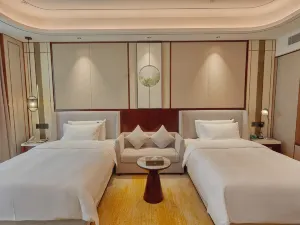 Central China Huayue Hotel