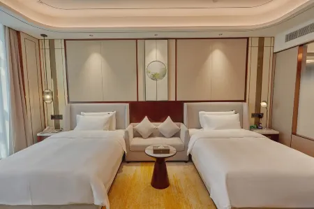 Central China Huayue Hotel