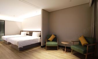 HanTing Hotel (Qingdao Pingdu Qingyifuyuan)