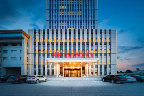 하이페리온 호텔