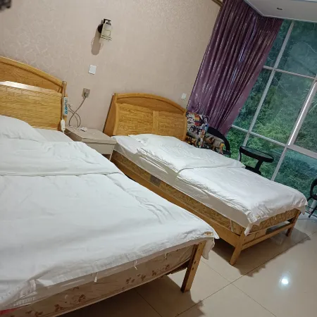 Yulu Dadi Feng Themed Homestay