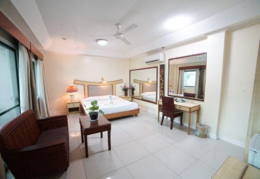 와일드 오키드 리조트