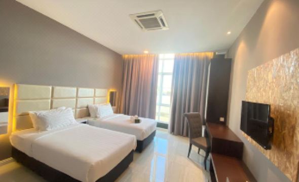 Stirling Suites Hotel & Serviced Apartment