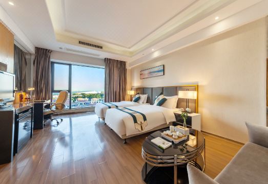 4. 얀수 호텔 (샤..