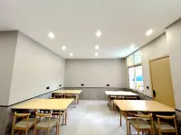 Yayue Smart Hotel (Wenzhou Yongjia Oubei Lingyue Square Branch)