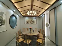 Shuimo Ancient Town Yueyin Shanshui B&B