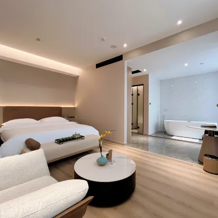 HEYUE TANKS HOTEL