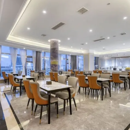 Vienna Hotel (Linyi Shunhe West Street)