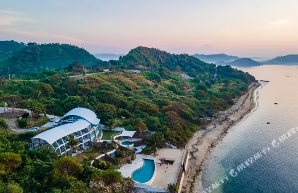 龍目島麗光酒店