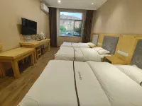 Heyue Hotel