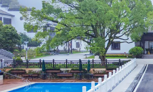 ZhongCheng Mountain Villc