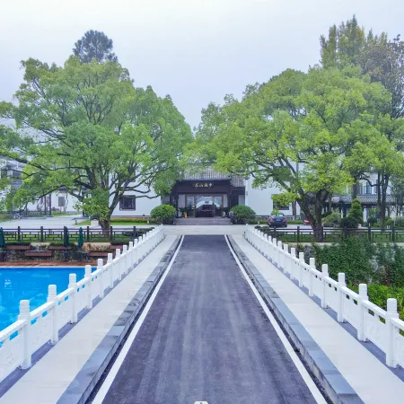 ZhongCheng Mountain Villc
